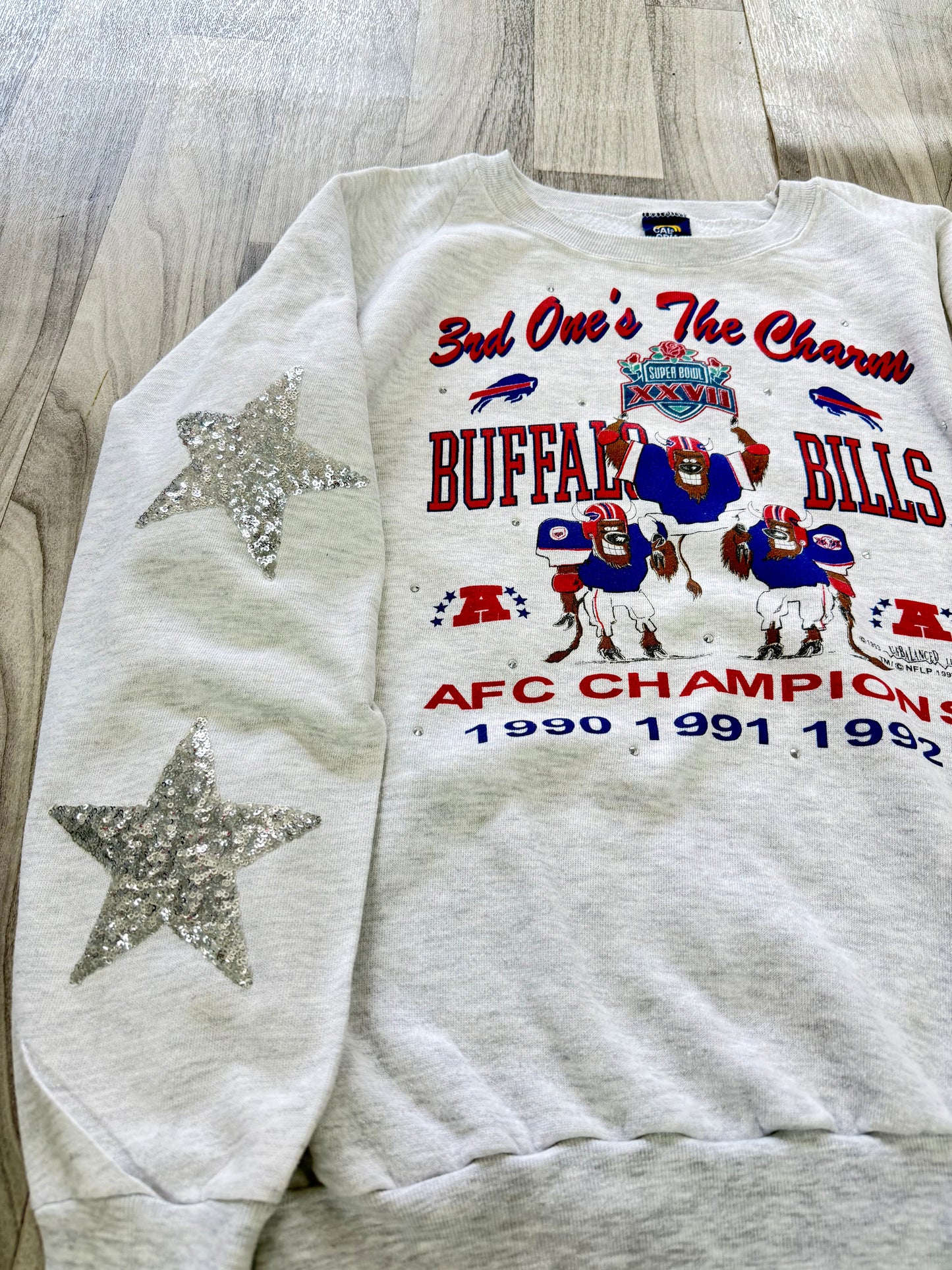 1/1 VTG 3rd One’s the Charm Crew – Size XL