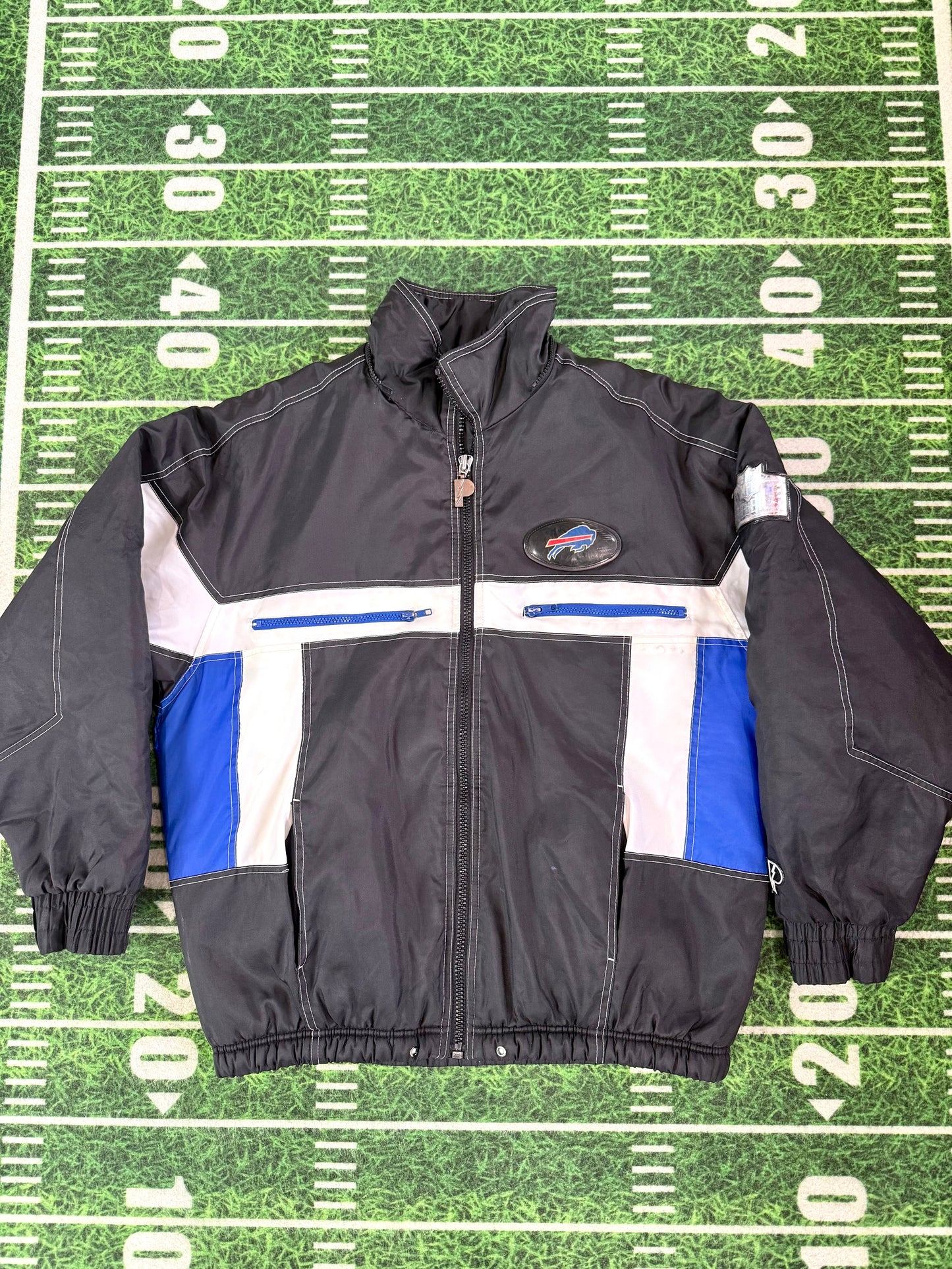 Pro Player Blackout Zipper Bomber - Size M/L
