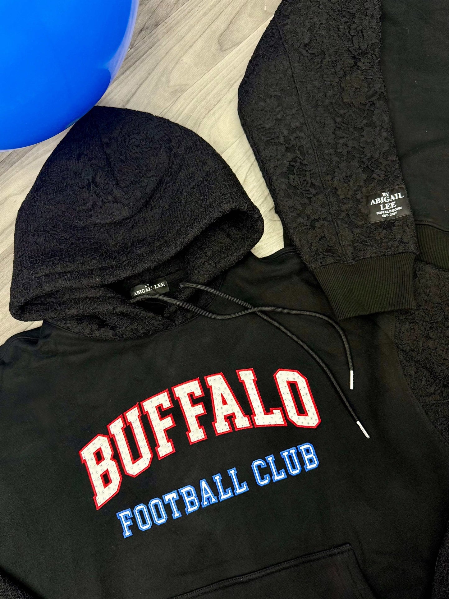 Buffalo cozy hoodie relaxed fit design